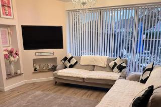 House - Sleeps 5 - Contractor Friendly Near Nec - 2
