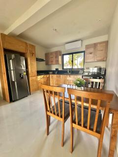 Cana Life Breeze Los Corales Beach Residences B4 - 3