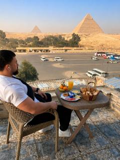 TuT Pyramids View - 9