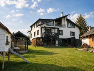 Slow Mountain Family Base - Spacious 2BR Apartment, 2 Bath, Sleeps 8 with Mountain View and Backyard in Liptov - 0