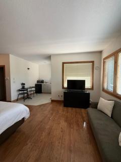 Kiwi Cove Lodge - 1