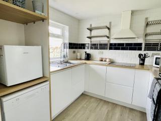 Lavender Cottage - 1
