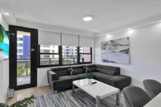 Modern Miami Beach condo - Beach Service and Pool-405 - 8