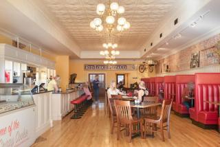 Hauser House Unit 1 Dog Friendly - 7