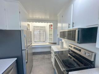 Arcade, Close to Fall, 4bdrm, off street Parking - 9