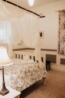 Blue Mountains Large Group farm stay Chapel House - 5