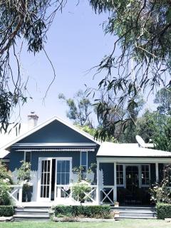 Blue Mountains Large Group farm stay Chapel House - 3