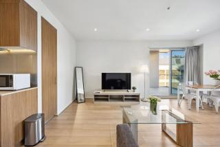 Vision On Morphett 1BR Apartment with Parking - 6