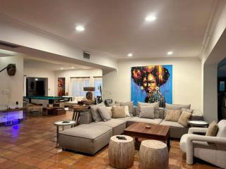 4BR Lakefront Bali Vibes in Miami with Self Check in - 0