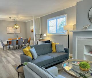 3500sf, Arcade, 6bdrm, 2 kitchen, 3baths, Parking - 7