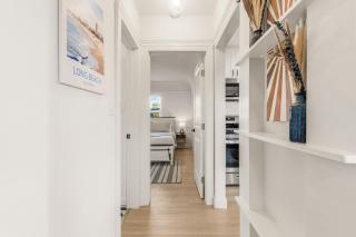 Furnished Oversized 1BR with Parking, WD and King Bed - 4