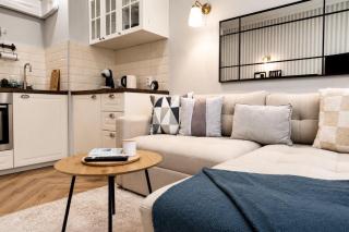 Velora-Delux Apartment in City Center FREE Parking - 8