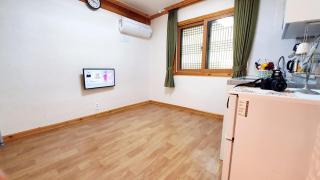 Suncheon Sagyejeol Haeoreum Hanok Pension - 4