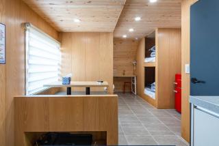 Road96 Caravan and Poolvilla - 3