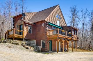 Near Ponds, Hiking & Mtn Biking! Greenwood Cabin - 0