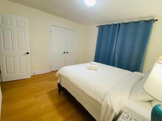 Home in Niagara Falls 3BR 10 Mins to Falls - 5