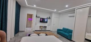 Sofia Luxury villa with 3 suite bedroom with 3 private bathroom - 3