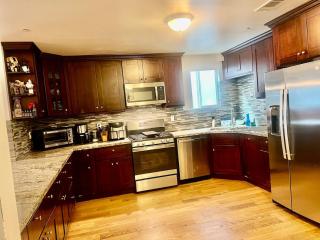 World Cup Fan Home near BMO & Sofi Stadium sleeps 8! - 3