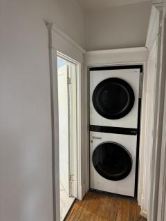 Toronto Roncesvalles Gem short-term rental 3 bedroom home sleeps 5 - 6