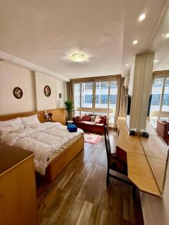 Prime Zamalek 2BR Residence Steps from the Nile - 5