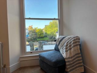 The Headmasters Hideaway Quirky 3Bed Apartment with Patio - 9