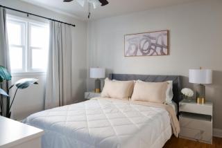 2BR • Newly Furnished Modern Apt • Near O'Hare - 9