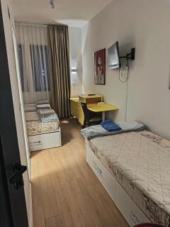 Travel Hub Hostel Social and Friendly - Ohrid - 8