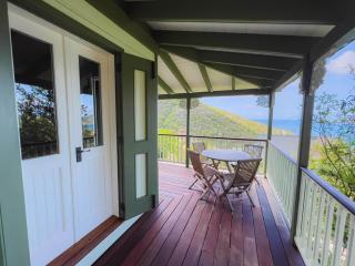 Treetops Retreat - 2