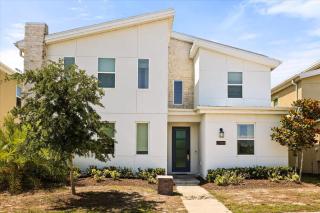 Great 8 br villa w games theater pool by Disney - 6