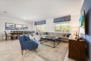 Great 8 br villa w games theater pool by Disney - 5