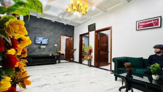 Sky BnB Stay G-9 islamabad - 1