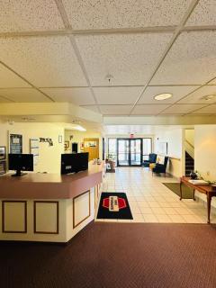 Imperial Inn - 1