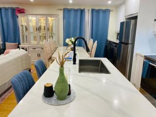 Romantic 3BR 10 min to Niagara Falls Cozy Modern - 9