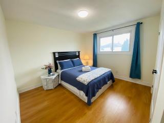 Romantic 3BR 10 min to Niagara Falls Cozy Modern - 3
