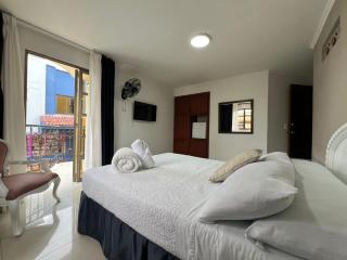 Hotel Suite Santa Rosa - 9