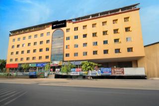 Hotel O Bommarillu - 2