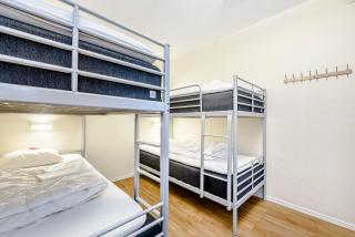 City Hostel - 8