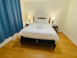 Romantic 3BR 10 min to Niagara Falls Cozy Modern - 1