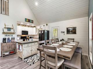 Mammoth Lake House with Gas Grill 5 King Bedrooms-Family Friendly - 4