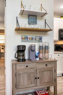 Mammoth Lake House with Gas Grill 5 King Bedrooms-Family Friendly - 2