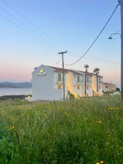 Latsis Suites - 5