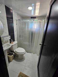 Modern apartment 20 minutes from the airport - 1