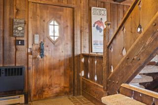 Hillside Chalet at top of Schuss - 7