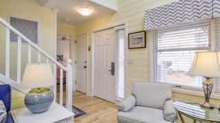 15 Pelican Bay by AvantStay - 3
