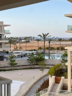 Marassi 2-bed Marina Views Sandy Lagoon - 8