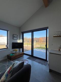 Modern 2 bed detached Cottage near Salisbury - 3