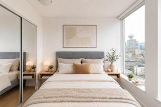 Stylish 3BR Retreat Near BC Place Stadium and Rogers Arena - 4