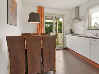 Bungalow in Zuytland with Private Fishing Jetty - 3