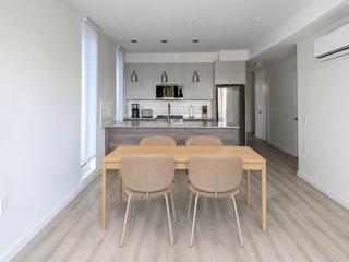 Family-Friendly 3BR2BA New Building with AC - 9