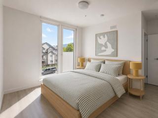 Family-Friendly 3BR2BA New Building with AC - 8